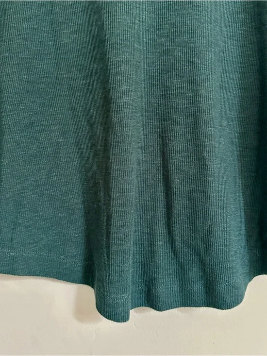 Ribbed Turtleneck Long Sleeve Top - Picture 3 of 7